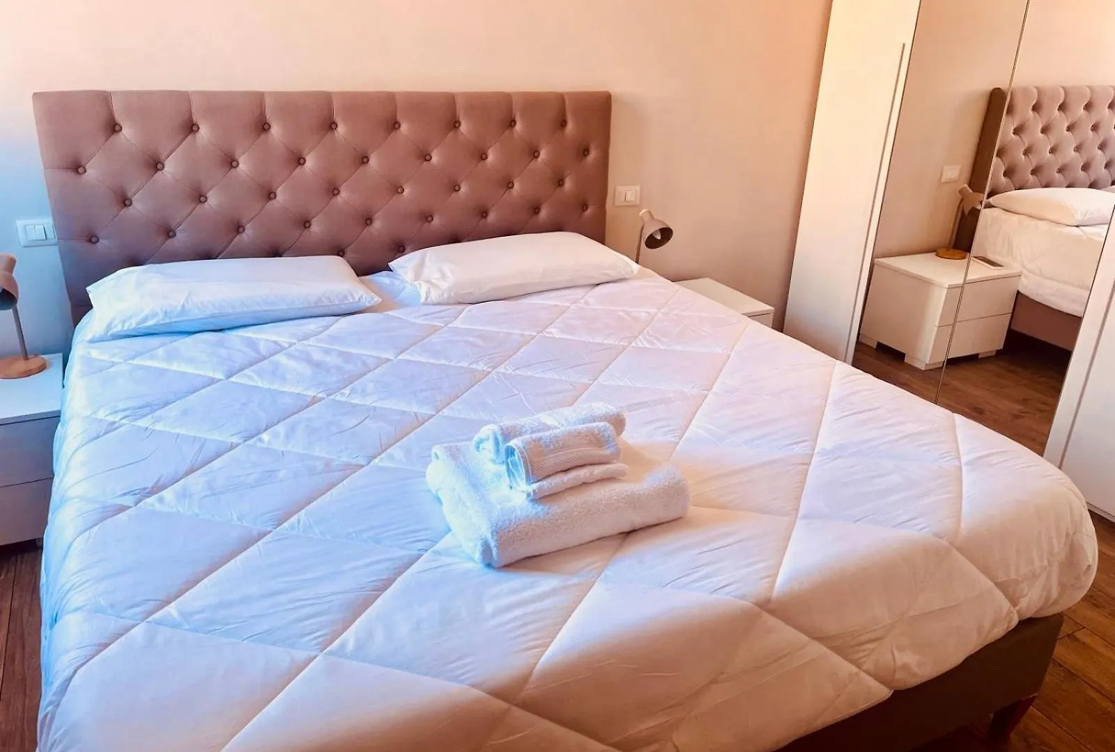 Fast Re Apartment Rome Italy