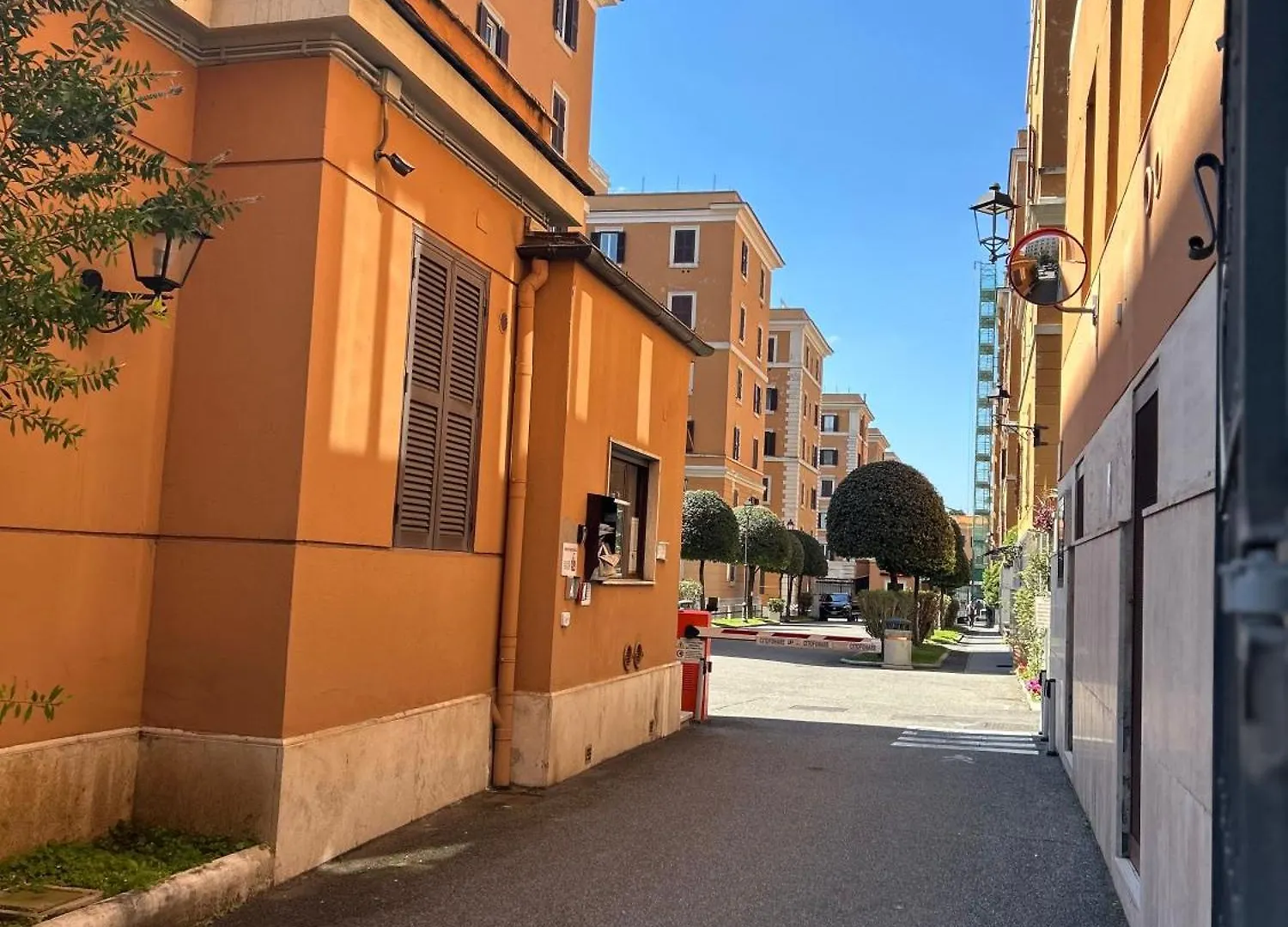Fast Re Apartment Rome Italy