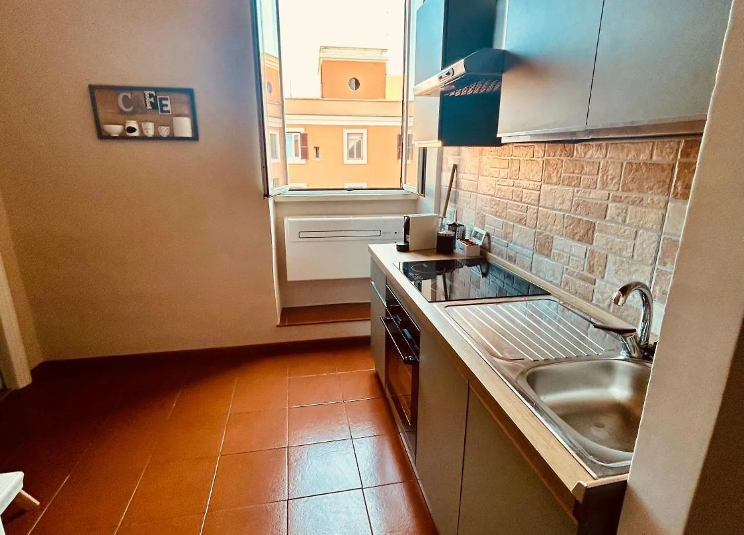Fast Re Apartment Rome
